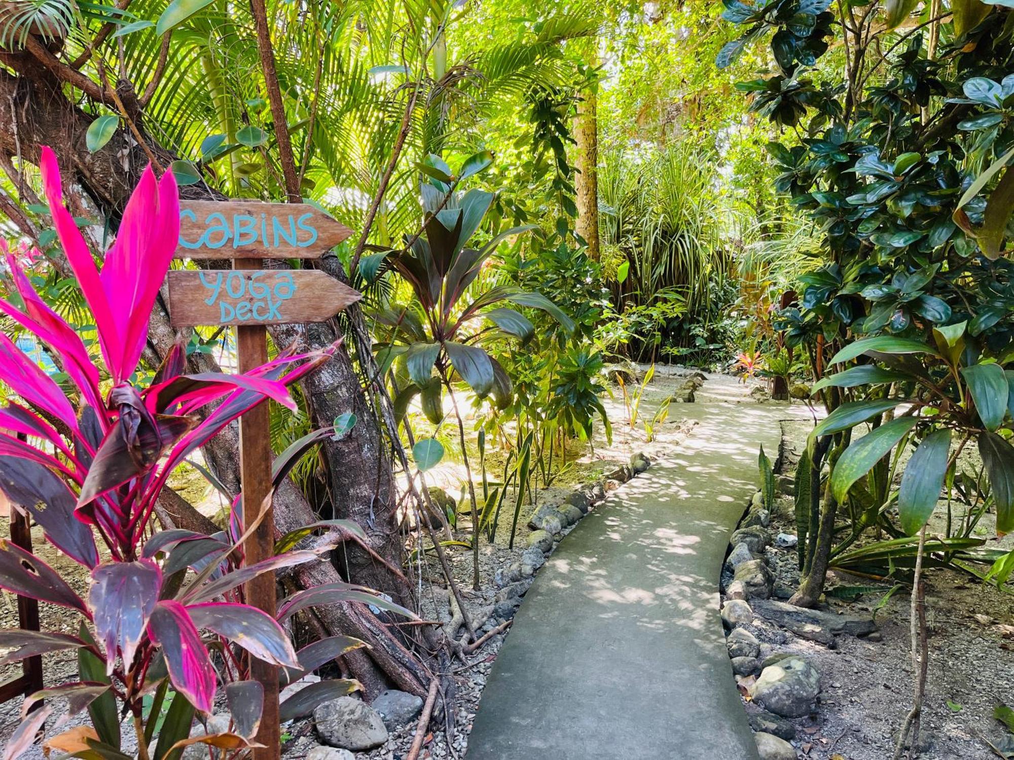 Calala Lodge Cabuya  Ngoại thất bức ảnh